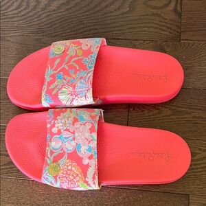 Lilly Pulitzer slides